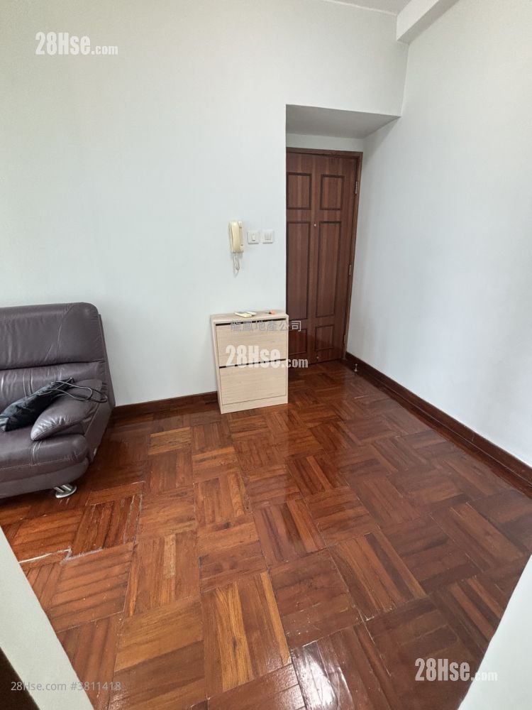 Flourish Mansion Rental 2 Bedrooms , 1 Bathroom 405 ft²