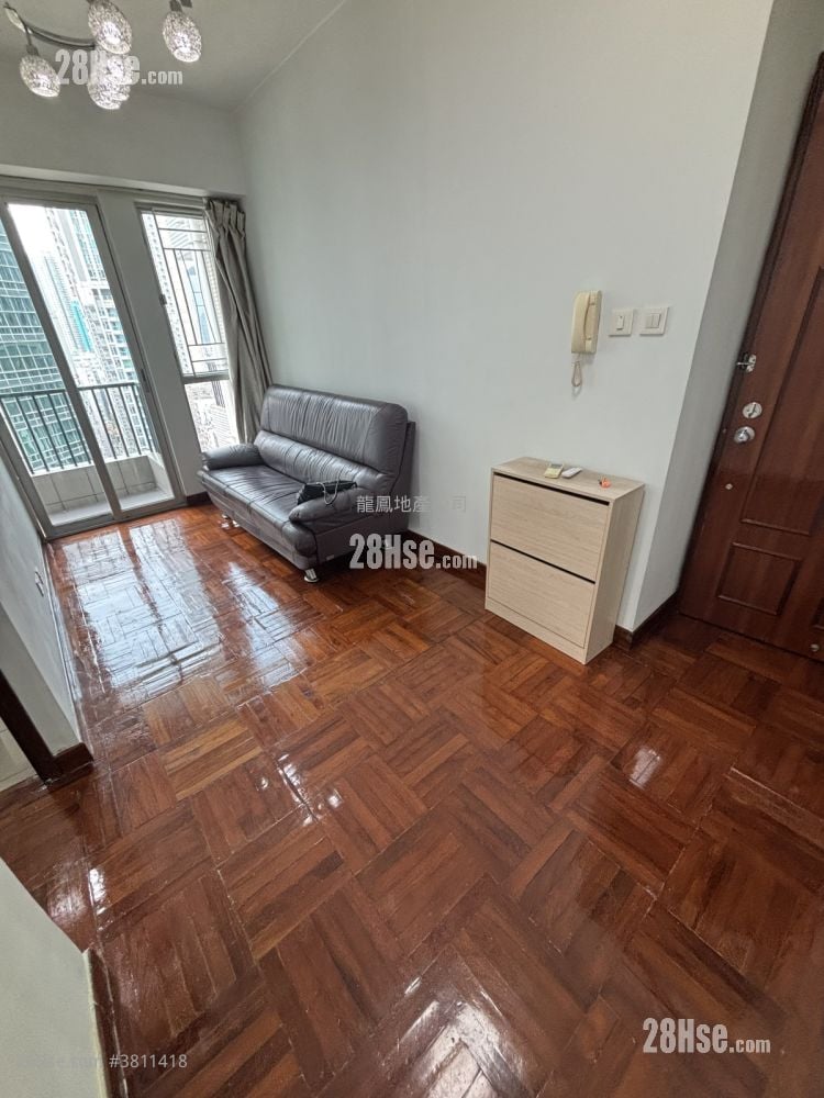 Flourish Mansion Rental 2 Bedrooms , 1 Bathroom 405 ft²