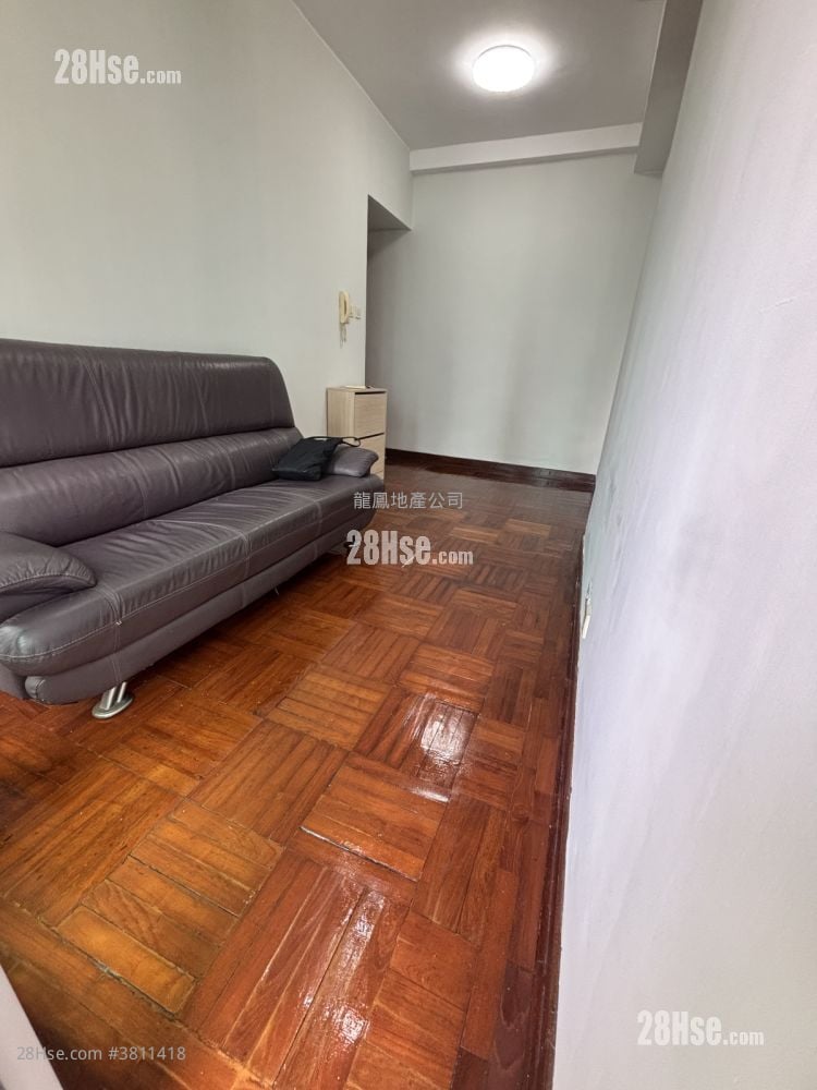 Flourish Mansion Rental 2 Bedrooms , 1 Bathroom 405 ft²