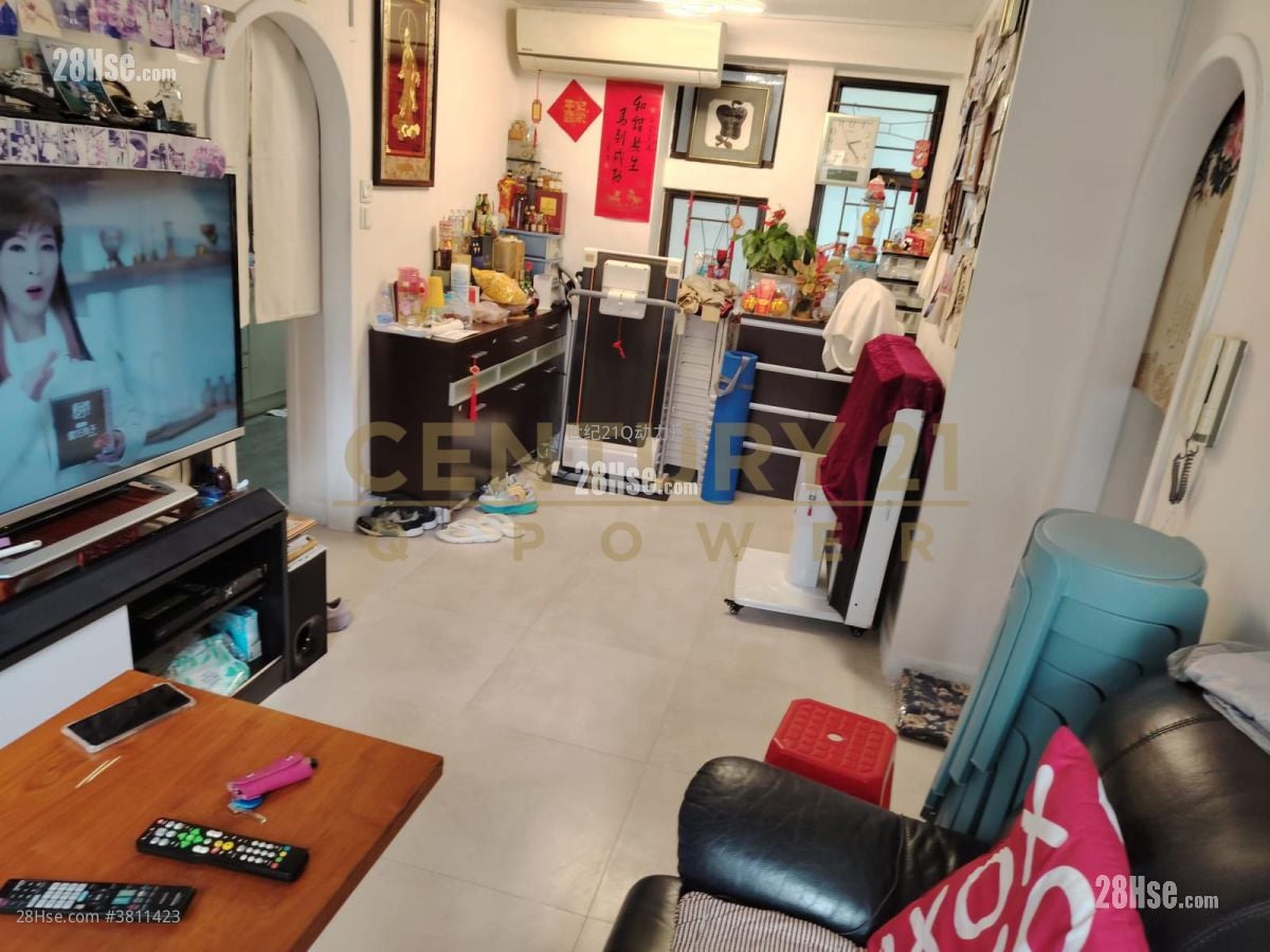 Perfect Mount Gardens Sell 2 Bedrooms , 1 Bathroom 450 ft²