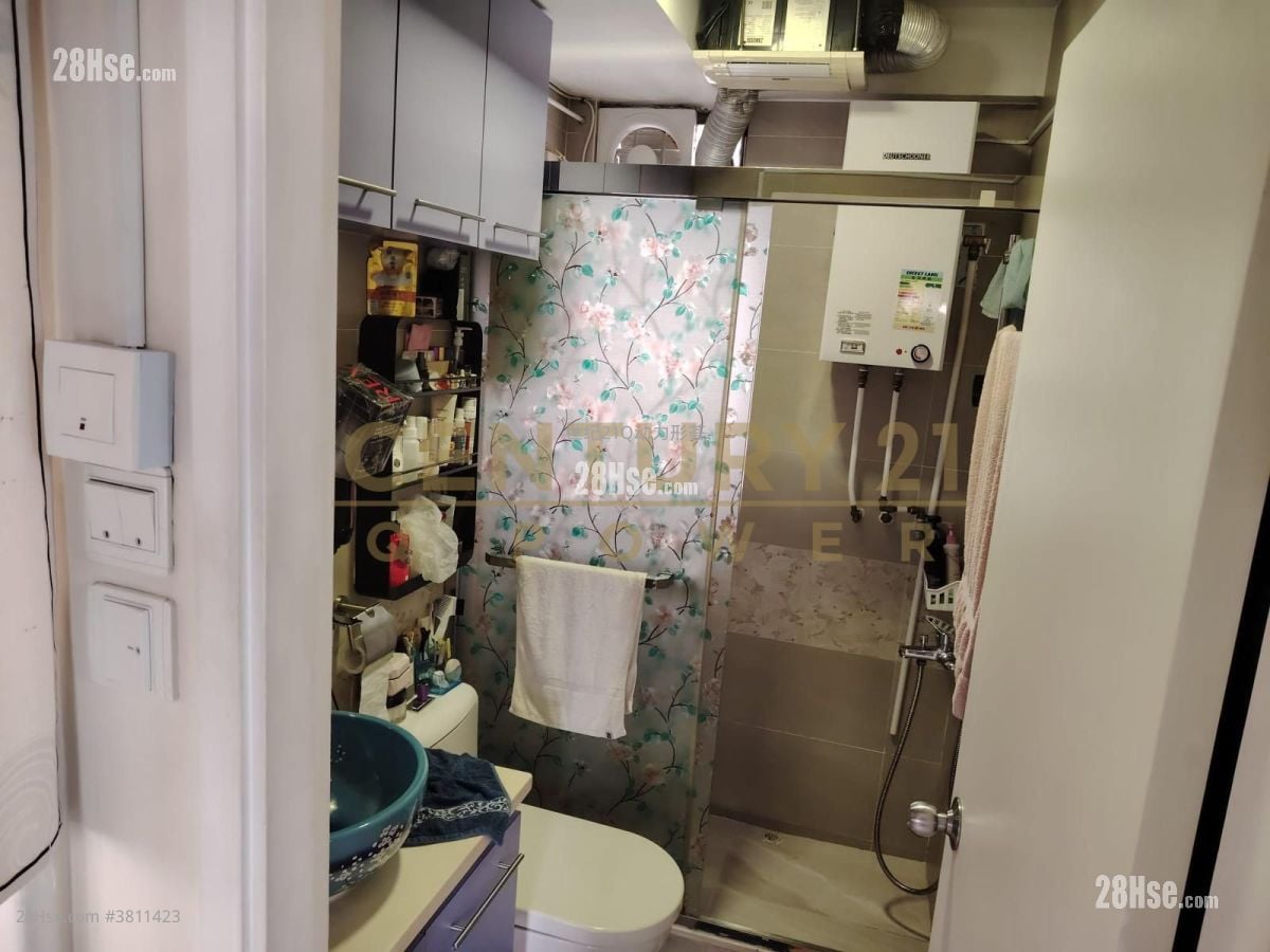 Perfect Mount Gardens Sell 2 Bedrooms , 1 Bathroom 450 ft²