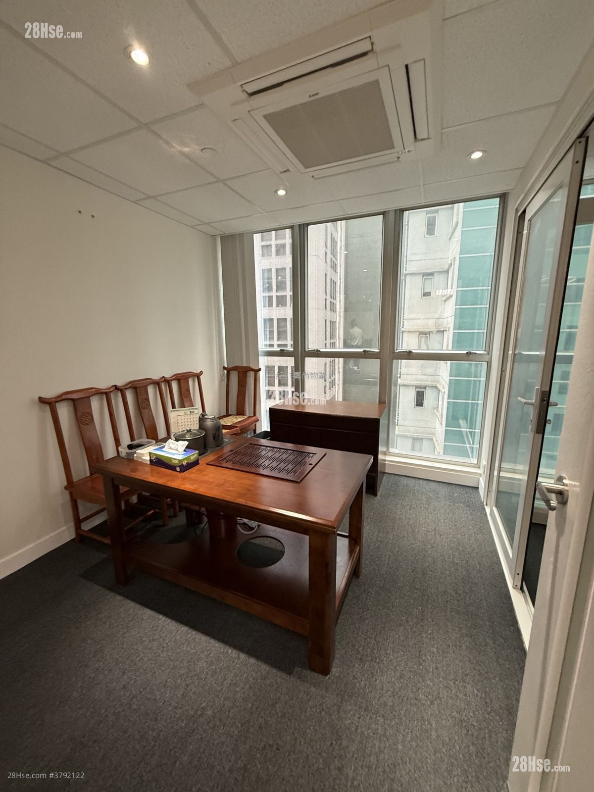 威灵顿街128号 租盘 3 房