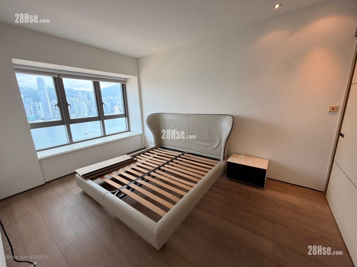 主人房: 君临天下 租盘 3 房 , 3 浴室 1,061 平方尺