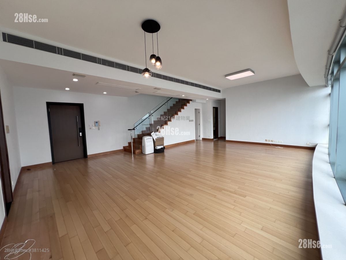 The Harbourside Rental 4 Bedrooms , 4 Bathrooms 2,334 ft²