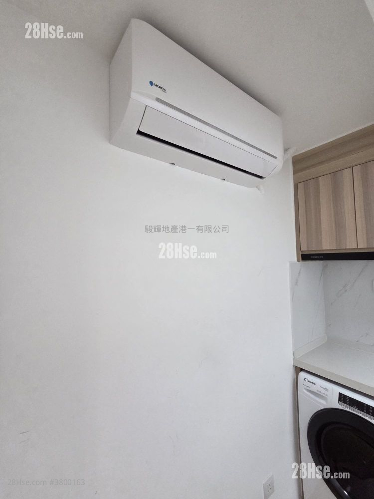 Golden Crown Court Rental 1 Bedroom , 1 Bathroom 180 ft²