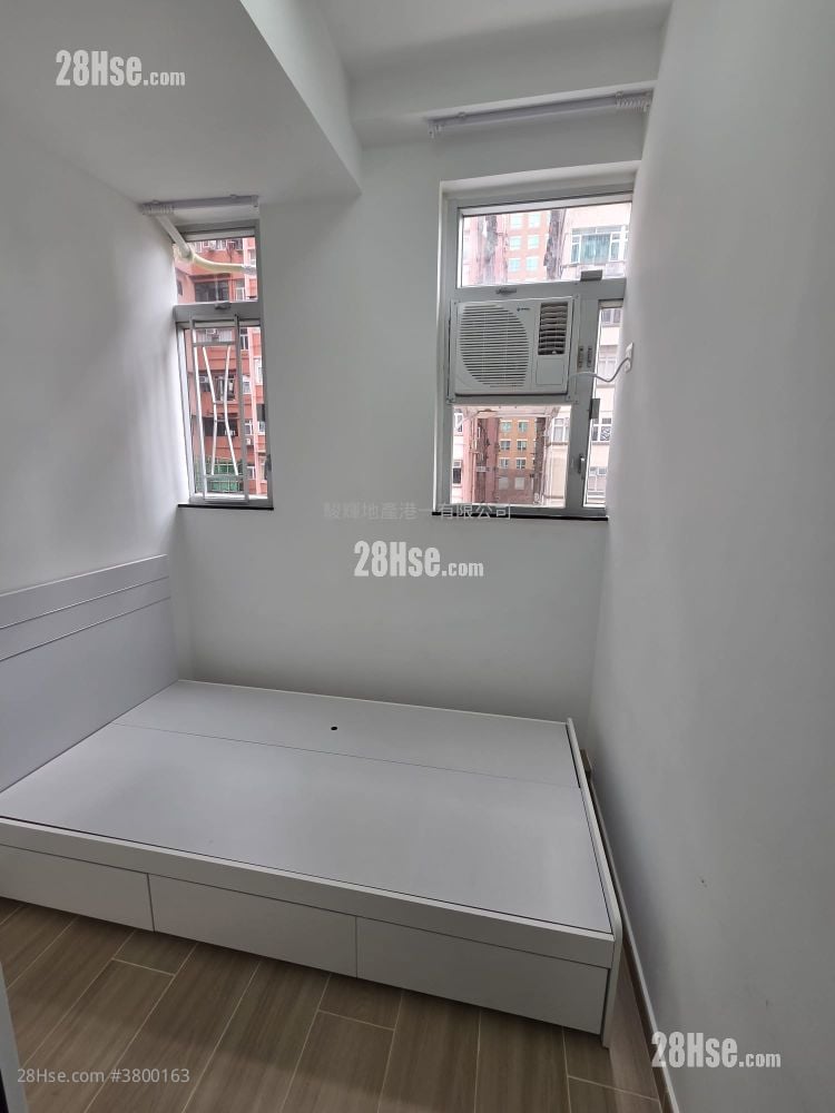 Golden Crown Court Rental 1 Bedroom , 1 Bathroom 180 ft²