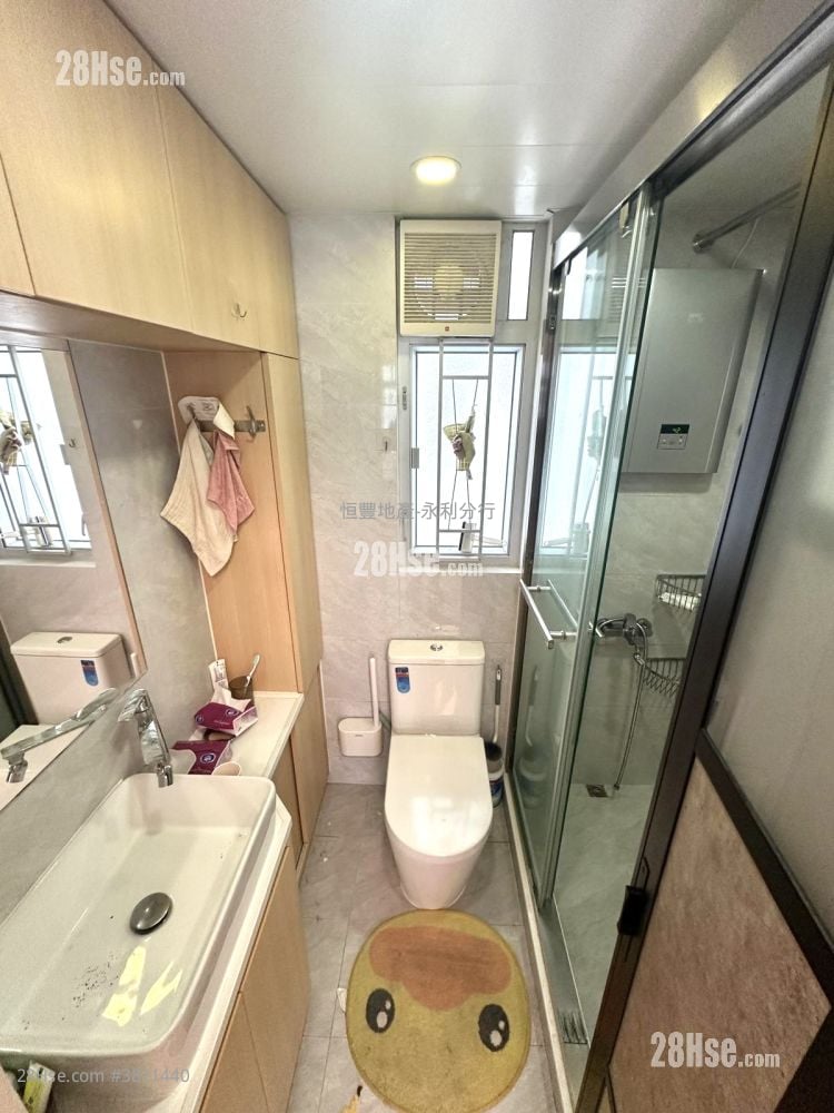 Walton Estate Sell 3 Bedrooms , 1 Bathroom 434 ft²