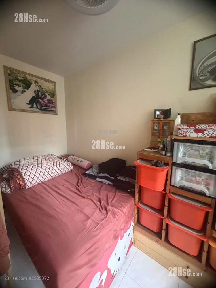 Tung Yan Court Sell 2 Bedrooms , 1 Bathroom 527 ft²