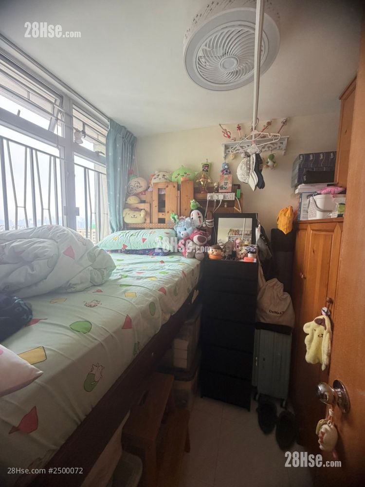Tung Yan Court Sell 2 Bedrooms , 1 Bathroom 527 ft²