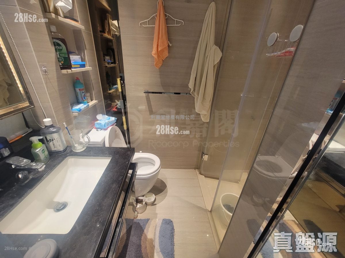 Cullinan West Sell Studio , 1 Bathroom 267 ft²