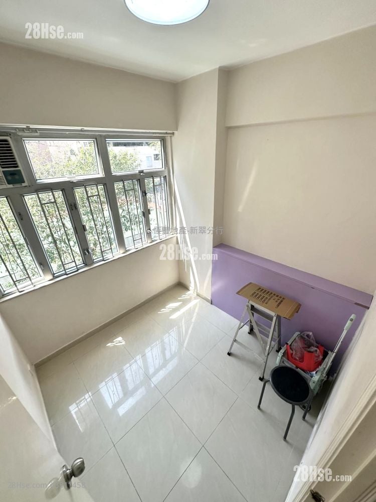 华泰大厦 租盘 2 房 , 1 浴室 367 平方尺