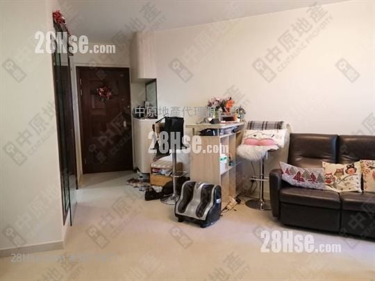 新峰花园 售盘 4 房 , 2 浴室 883 平方尺