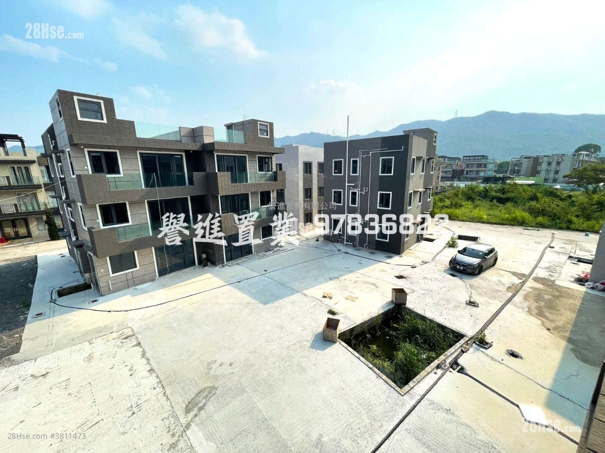 村屋 售盘 3 房 , 1 浴室 700 平方尺