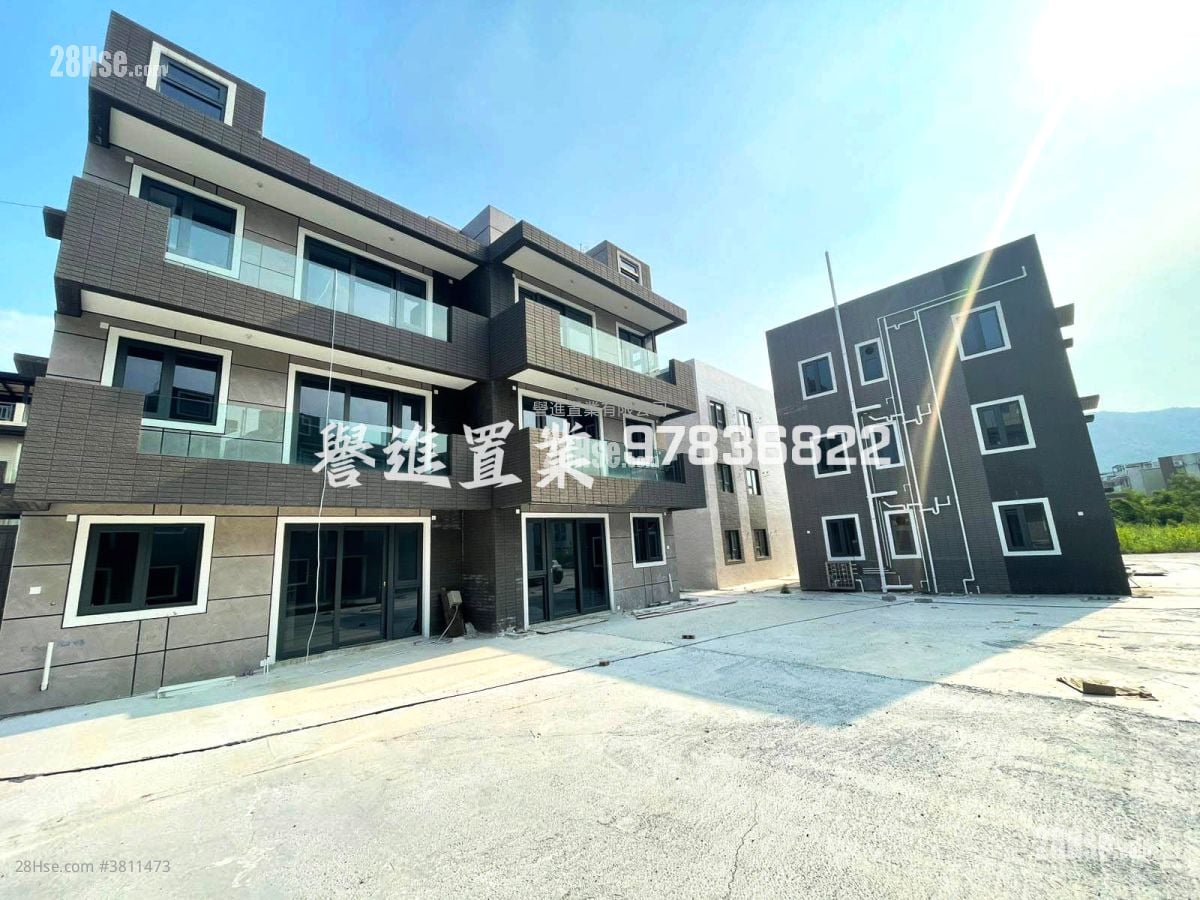 村屋 售盘 3 房 , 1 浴室 700 平方尺