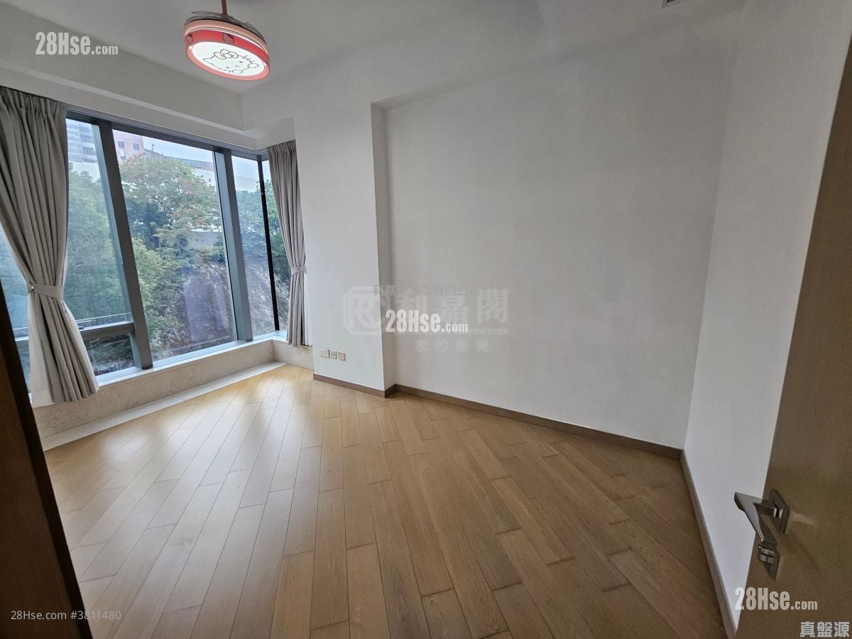 明寓 租盘 3 房 , 2 浴室 1,304 平方尺