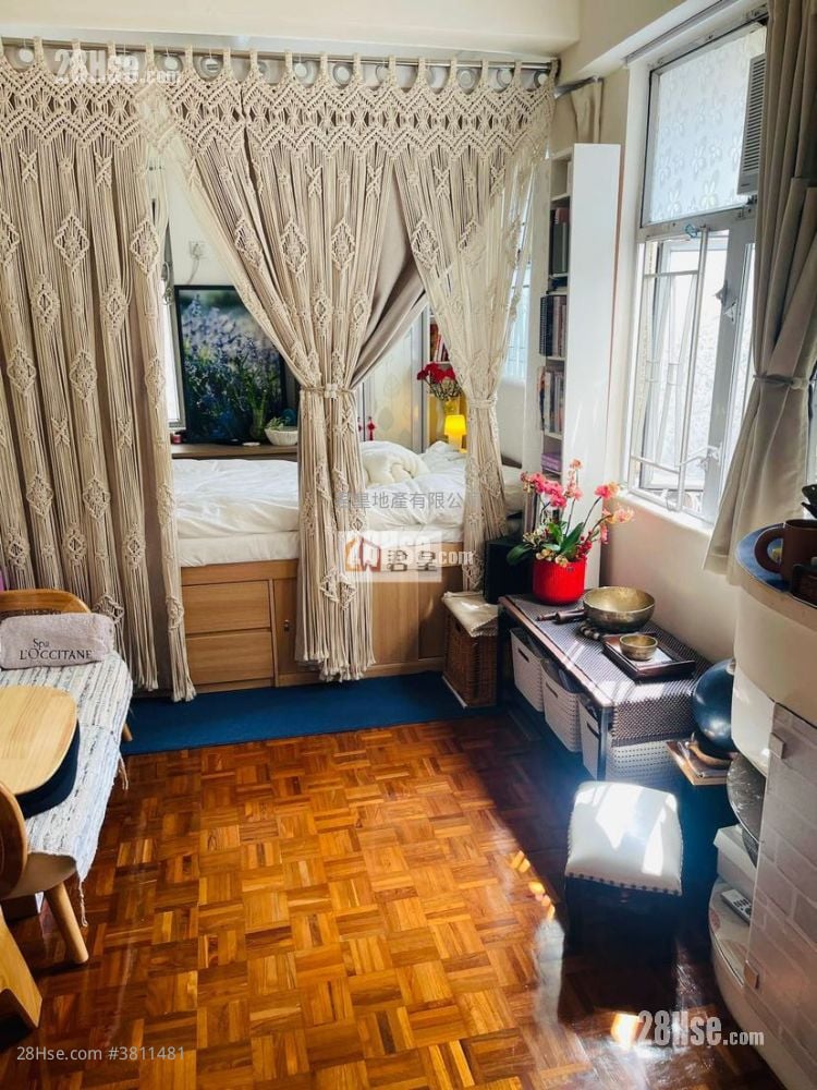 富寧閣 租盤 開放式間隔 , 1 浴室 246 平方呎