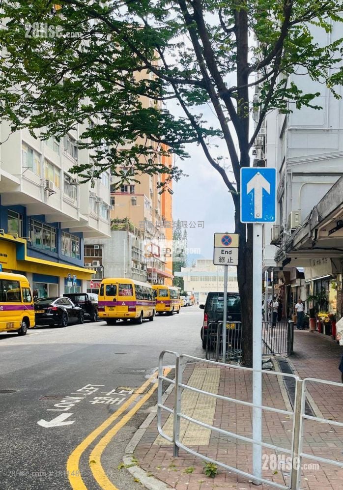 富寧閣 租盤 開放式間隔 , 1 浴室 246 平方呎