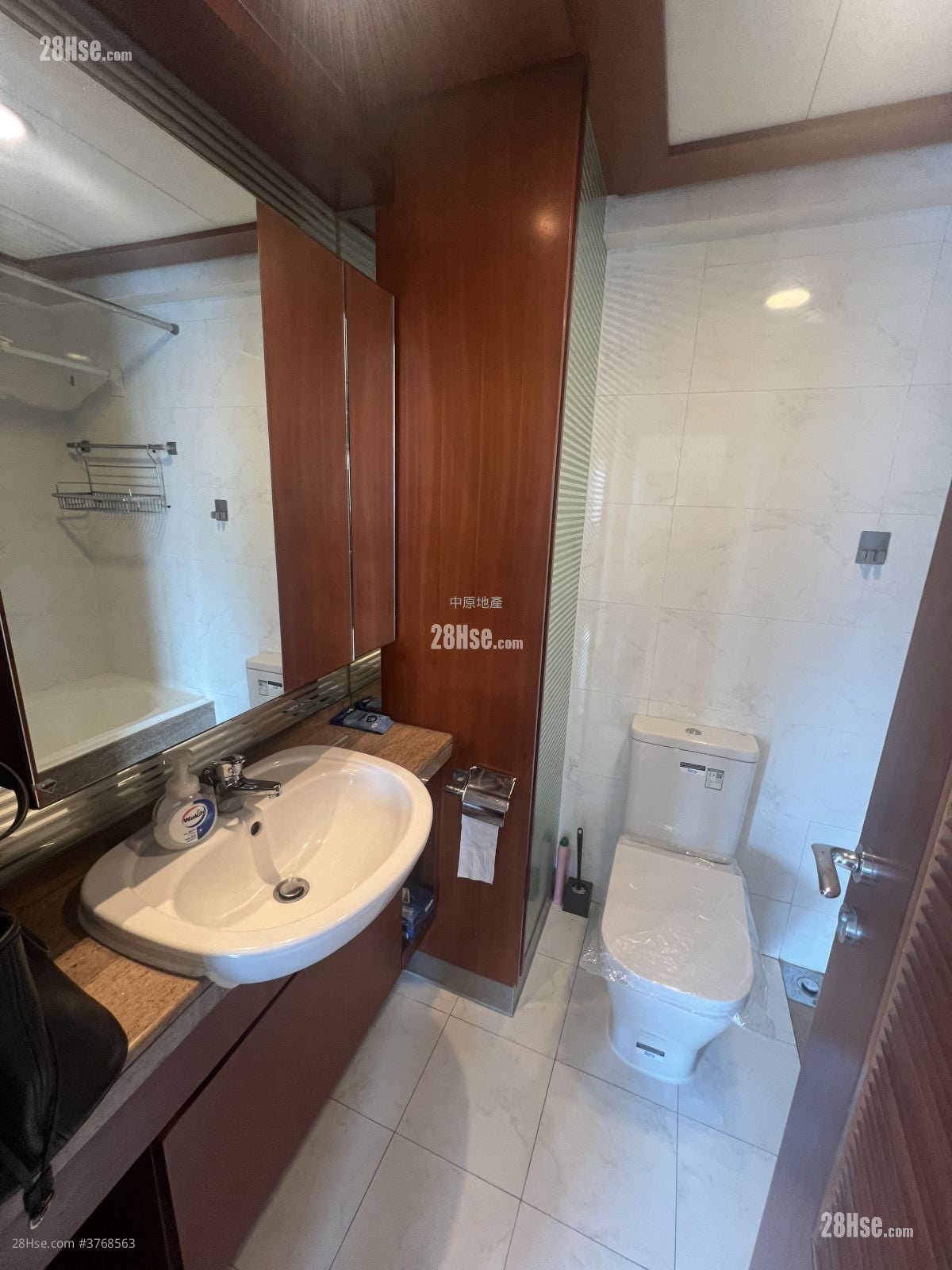 碧海蓝天 售盘 2 房 494 平方尺