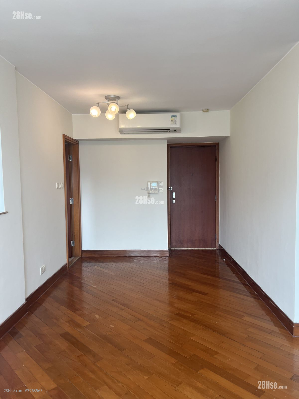 碧海蓝天 售盘 2 房 494 平方尺