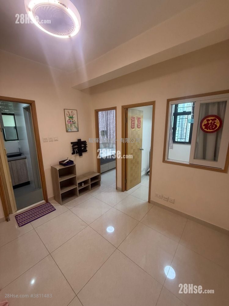 Winfield Building Sell 2 Bedrooms , 1 Bathroom 246 ft²