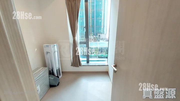 One Victoria Sell 2 Bedrooms 482 ft²