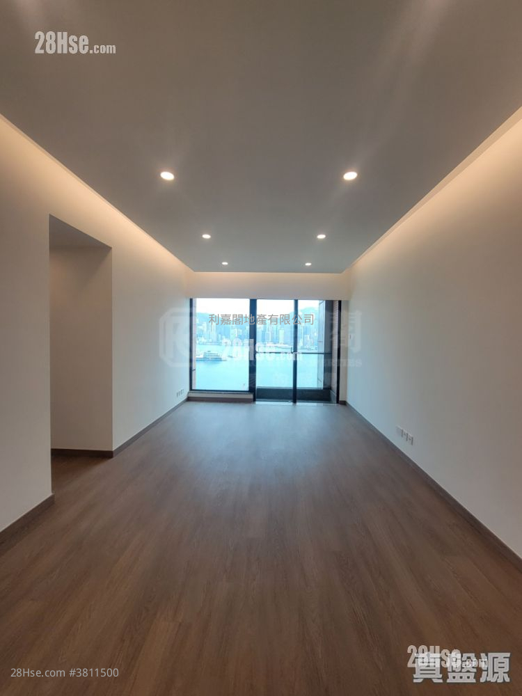 凯旋门 售盘 3 房 , 2 浴室 846 平方尺