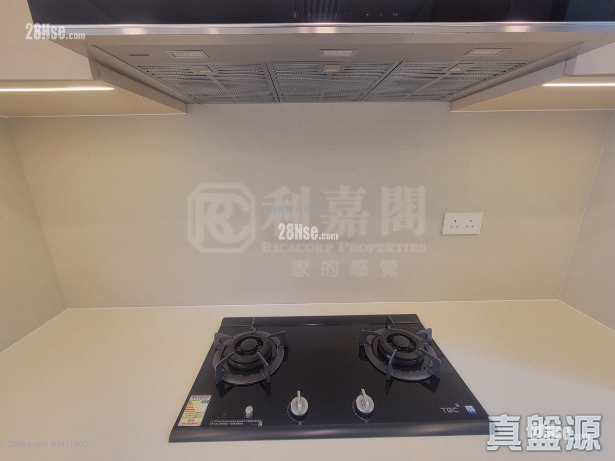 凯旋门 售盘 3 房 , 2 浴室 846 平方尺