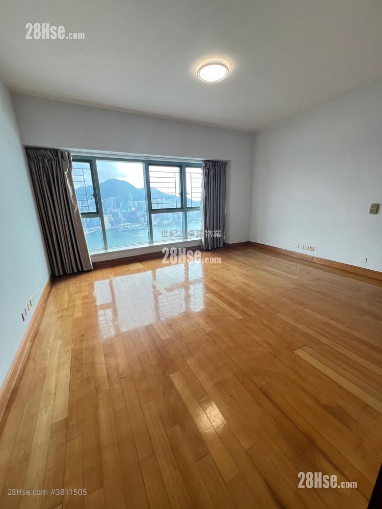 君临天下 租盘 4 房 , 3 浴室 2,334 平方尺