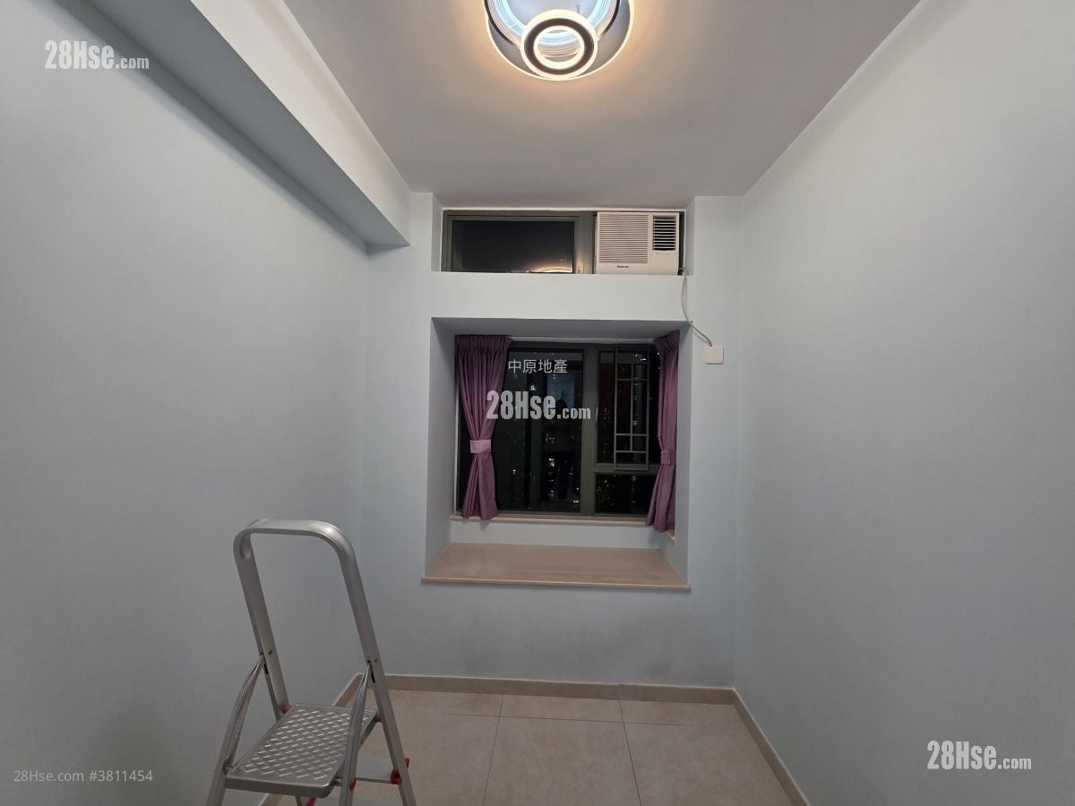 蔚蓝湾畔 租盘 2 房 , 1 浴室 490 平方尺