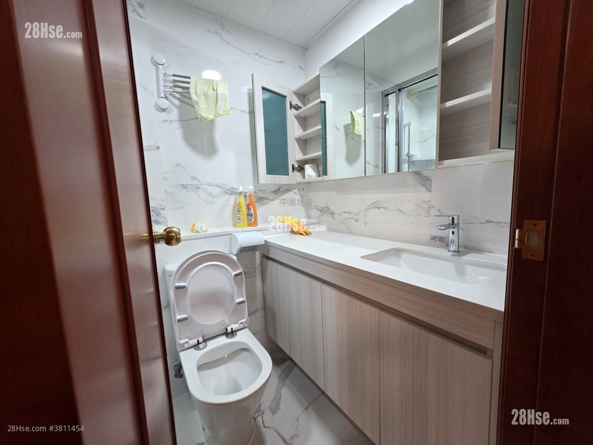 蔚蓝湾畔 租盘 2 房 , 1 浴室 490 平方尺