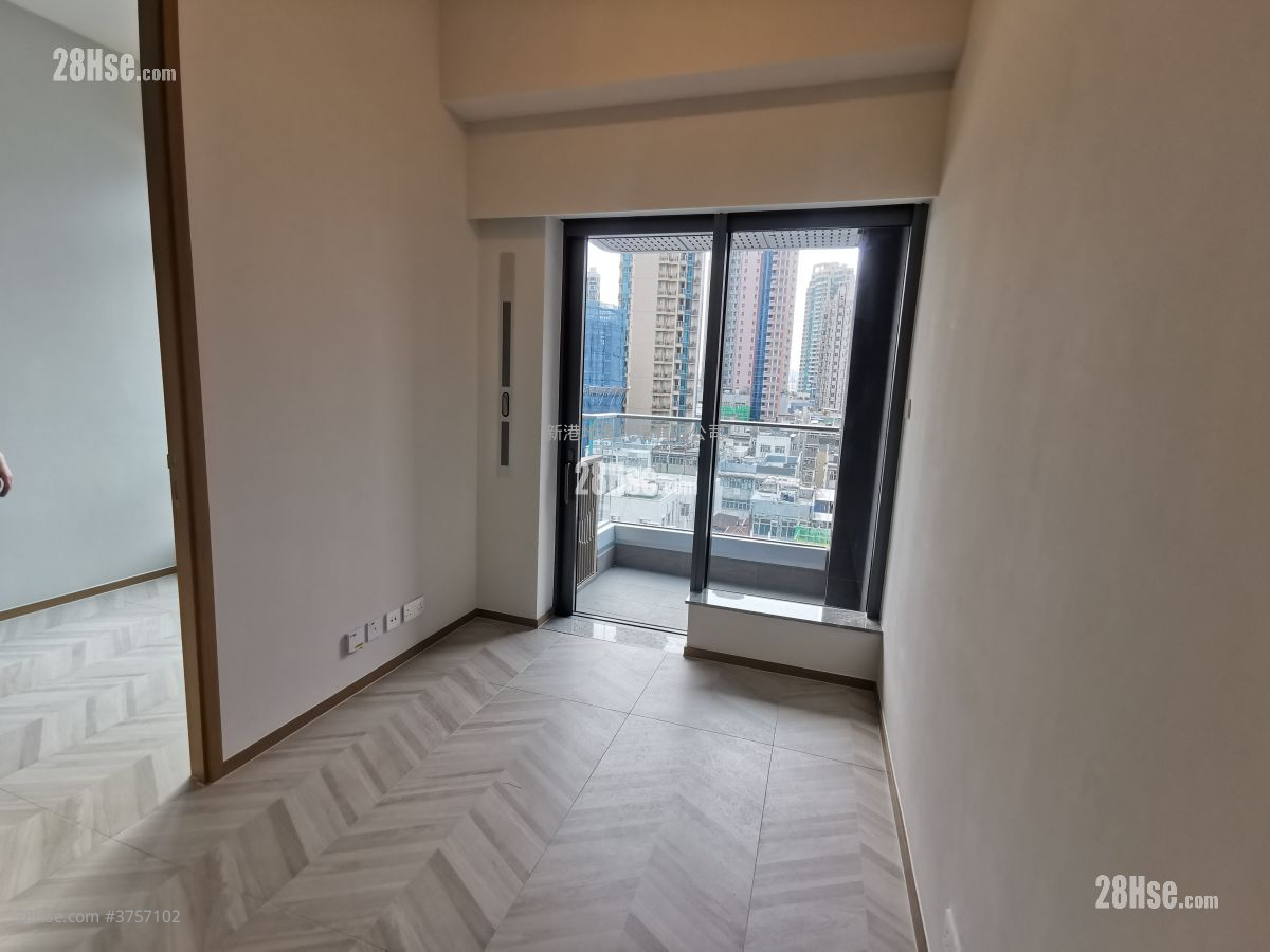 Eight Southpark Rental 1 Bedroom , 1 Bathroom 262 ft²