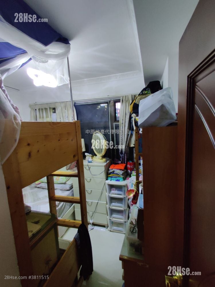 睡房 2: 祈德尊新村 售盘 2 房 , 1 浴室 442 平方尺