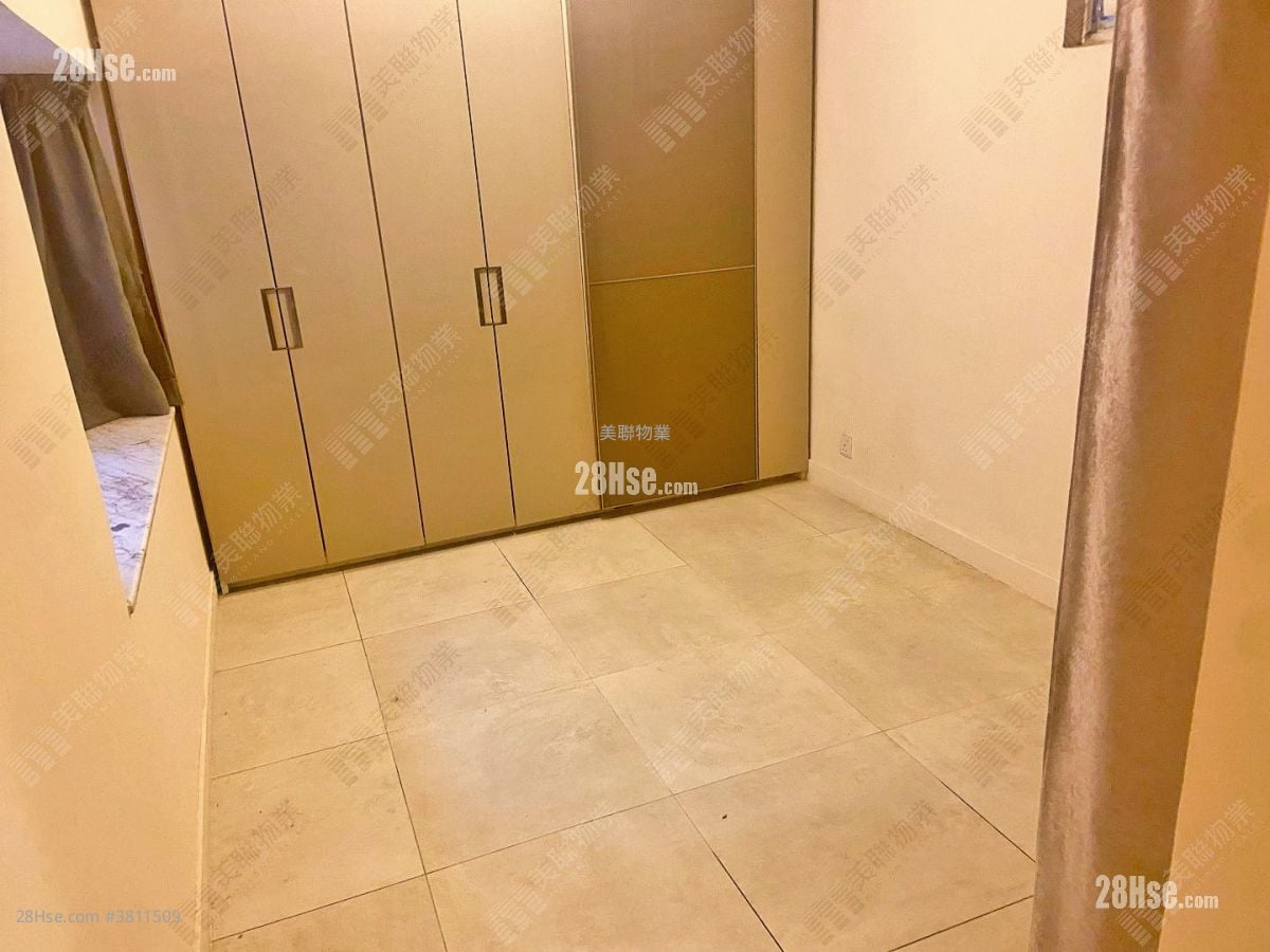 海濱花園 租盤 3 房 , 2 浴室 700 平方呎