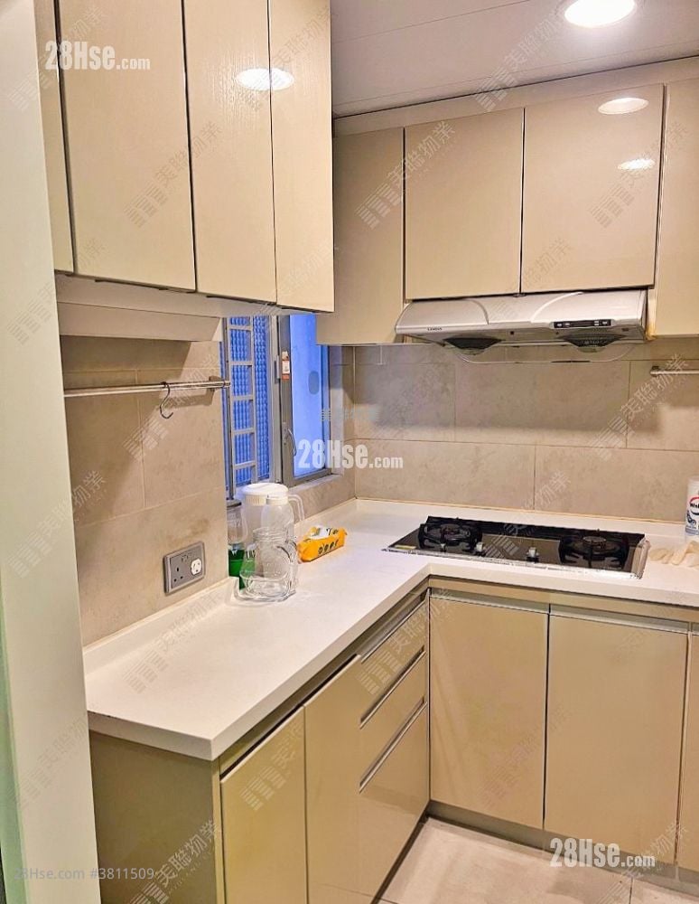 海濱花園 租盤 3 房 , 2 浴室 700 平方呎