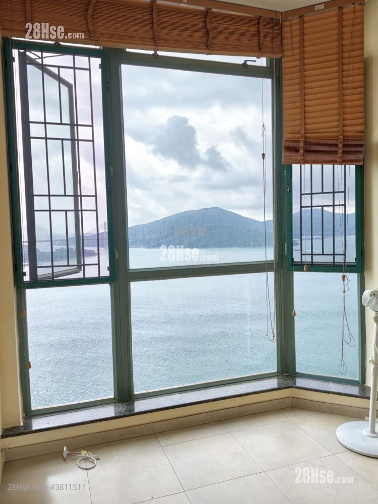 Sea Crest Villa Sell 2 Bedrooms , 1 Bathroom 484 ft²