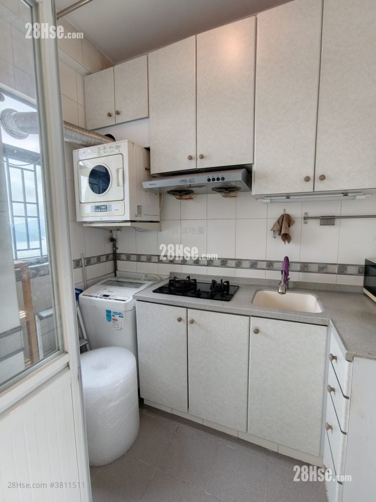 Sea Crest Villa Sell 2 Bedrooms , 1 Bathroom 484 ft²