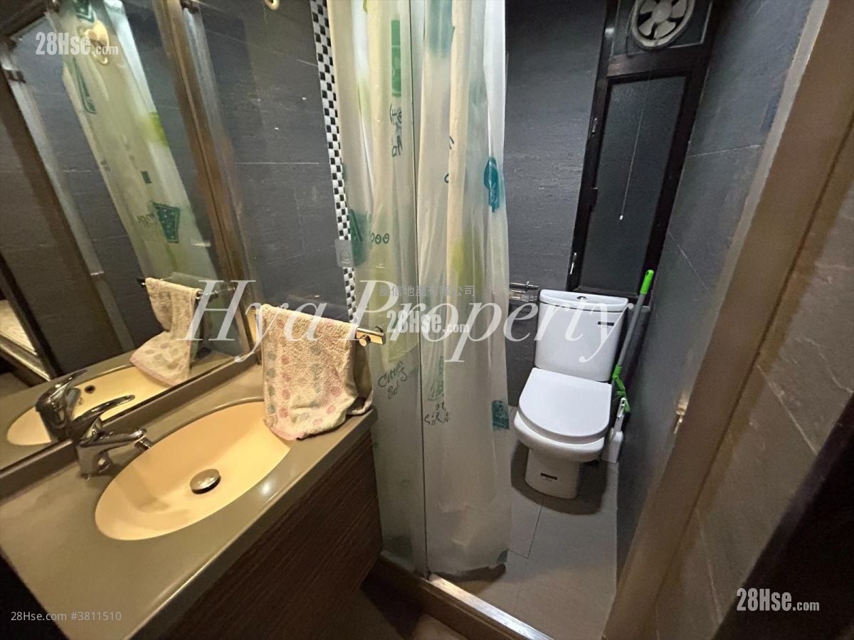 Wing Ga Building Rental 1 Bedroom , 1 Bathroom 348 ft²