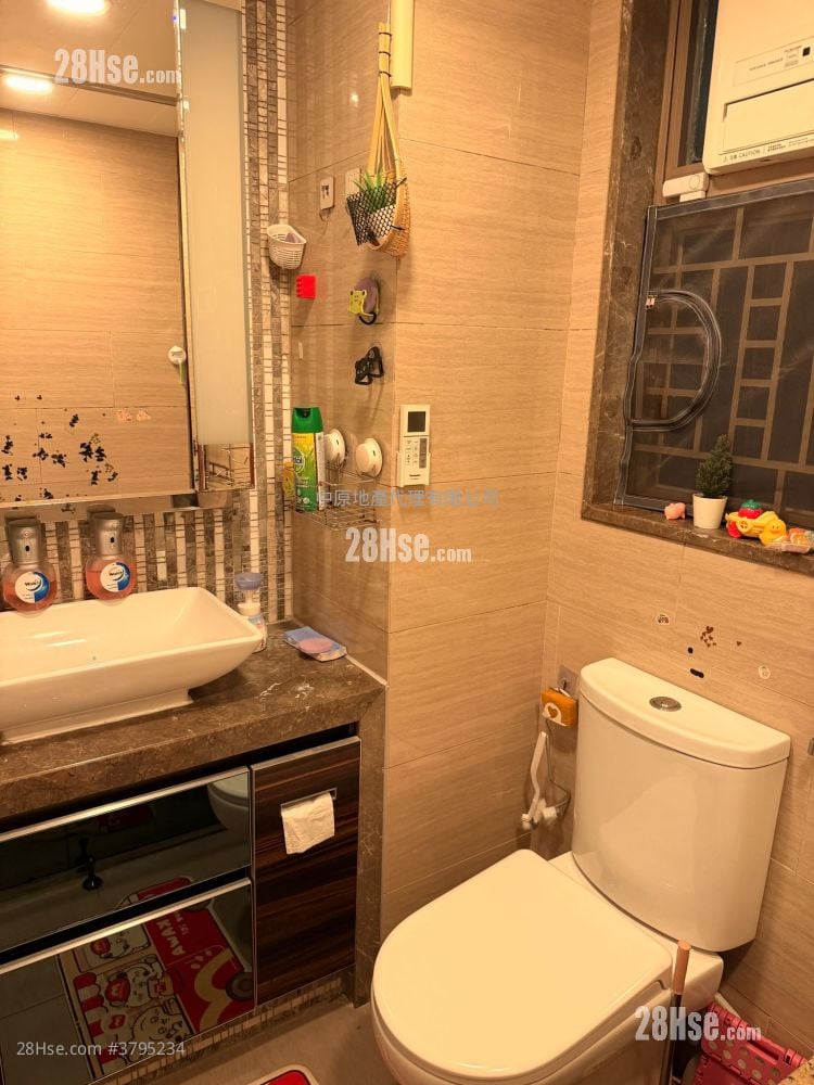 Trinity Towers Rental 3 Bedrooms , 1 Bathroom 599 ft²