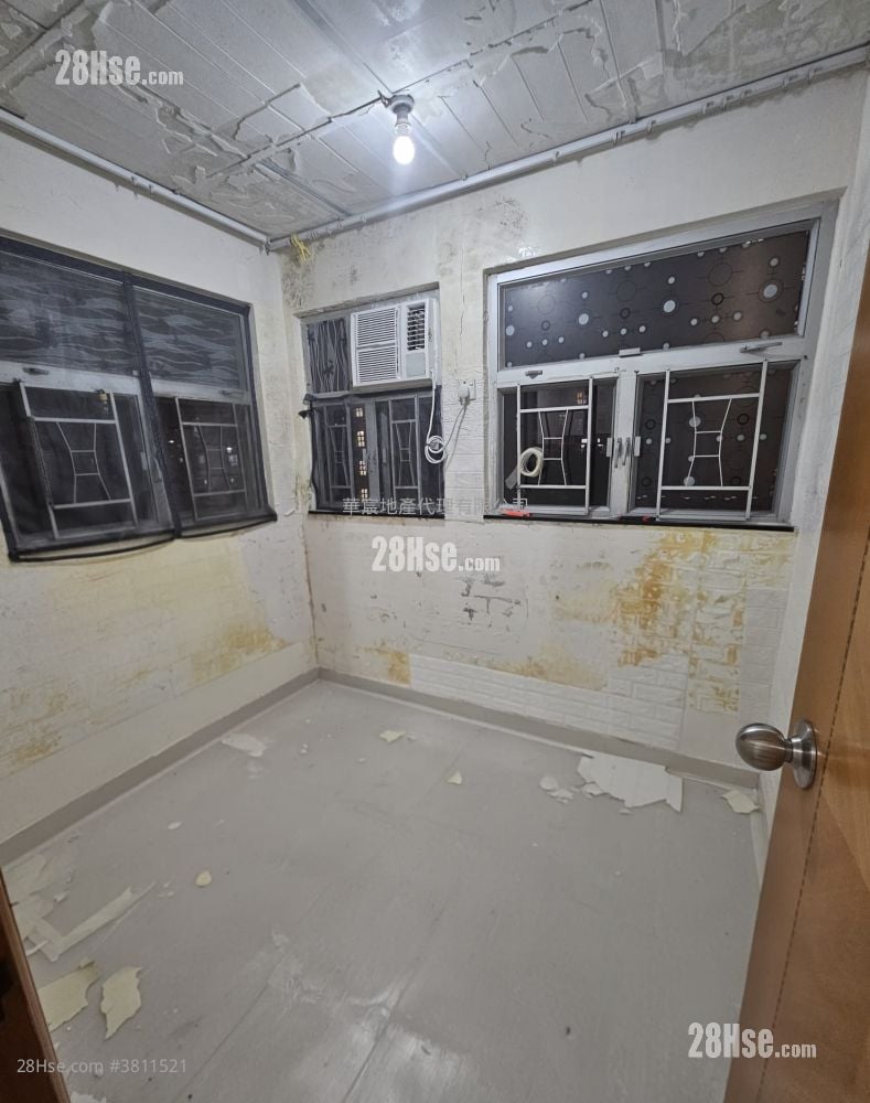 京宝大楼 租盘 1 房 , 1 浴室 160 平方尺