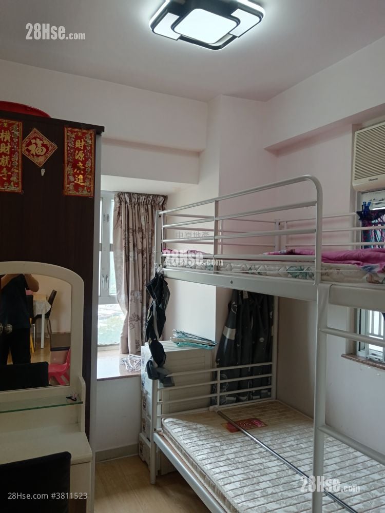 Golden Lion Garden Rental 2 Bedrooms , 1 Bathroom 336 ft²