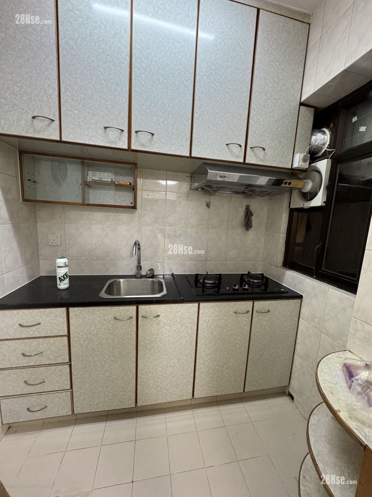 乐嘉中心 租盘 3 房 , 1 浴室 537 平方尺