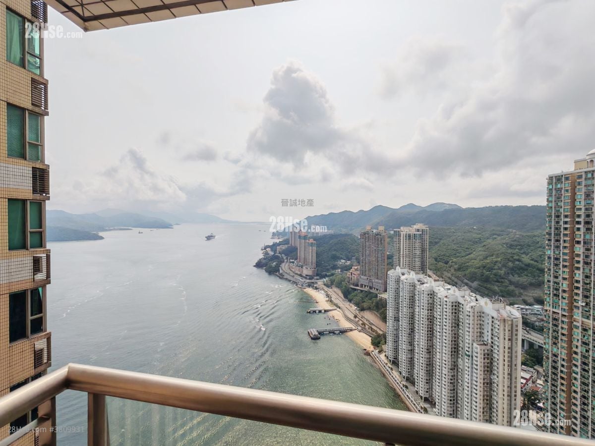 Bellagio Sell 3 Bedrooms , 2 Bathrooms 818 ft²