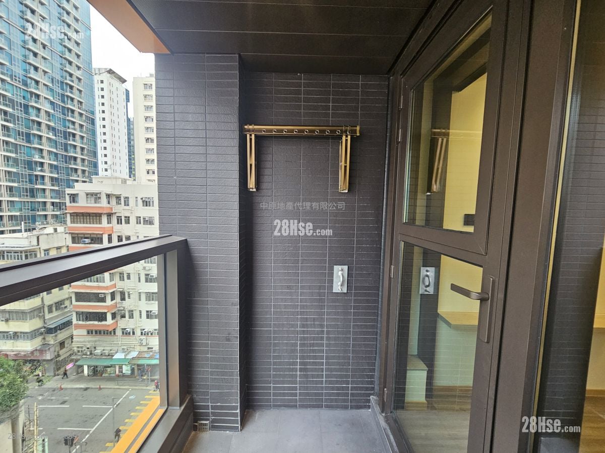 Bright Moon Rental 1 Bedroom , 1 Bathroom 304 ft²