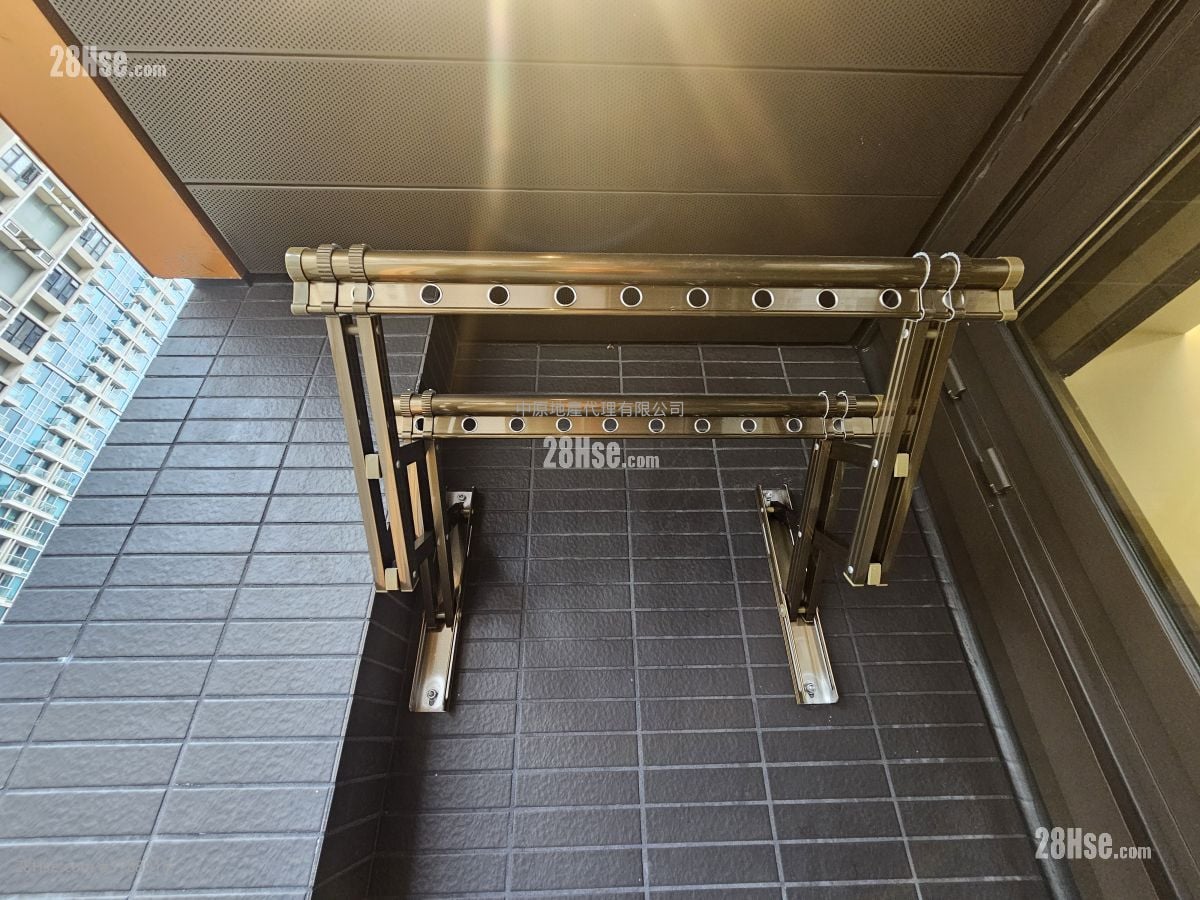 Bright Moon Rental 1 Bedroom , 1 Bathroom 304 ft²