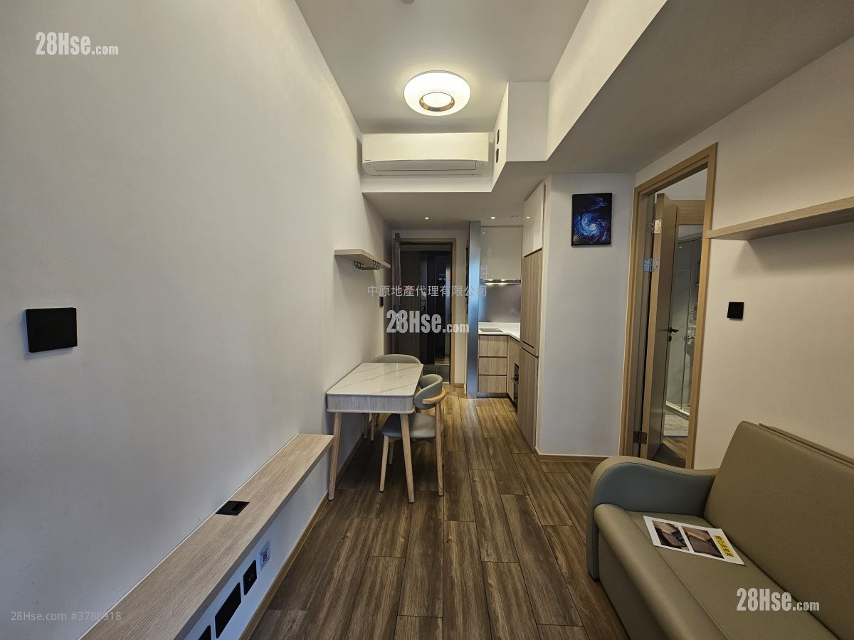 Bright Moon Rental 1 Bedroom , 1 Bathroom 304 ft²