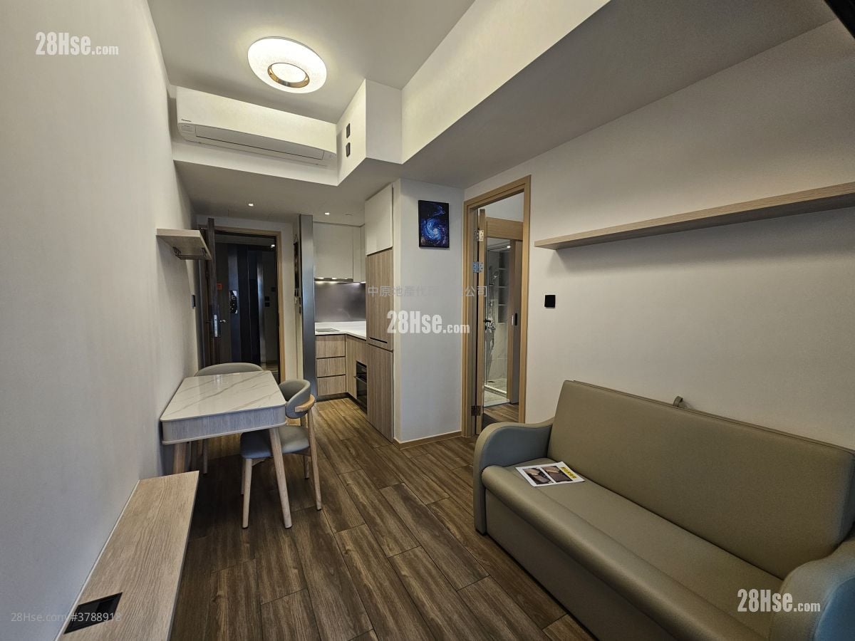 Bright Moon Rental 1 Bedroom , 1 Bathroom 304 ft²