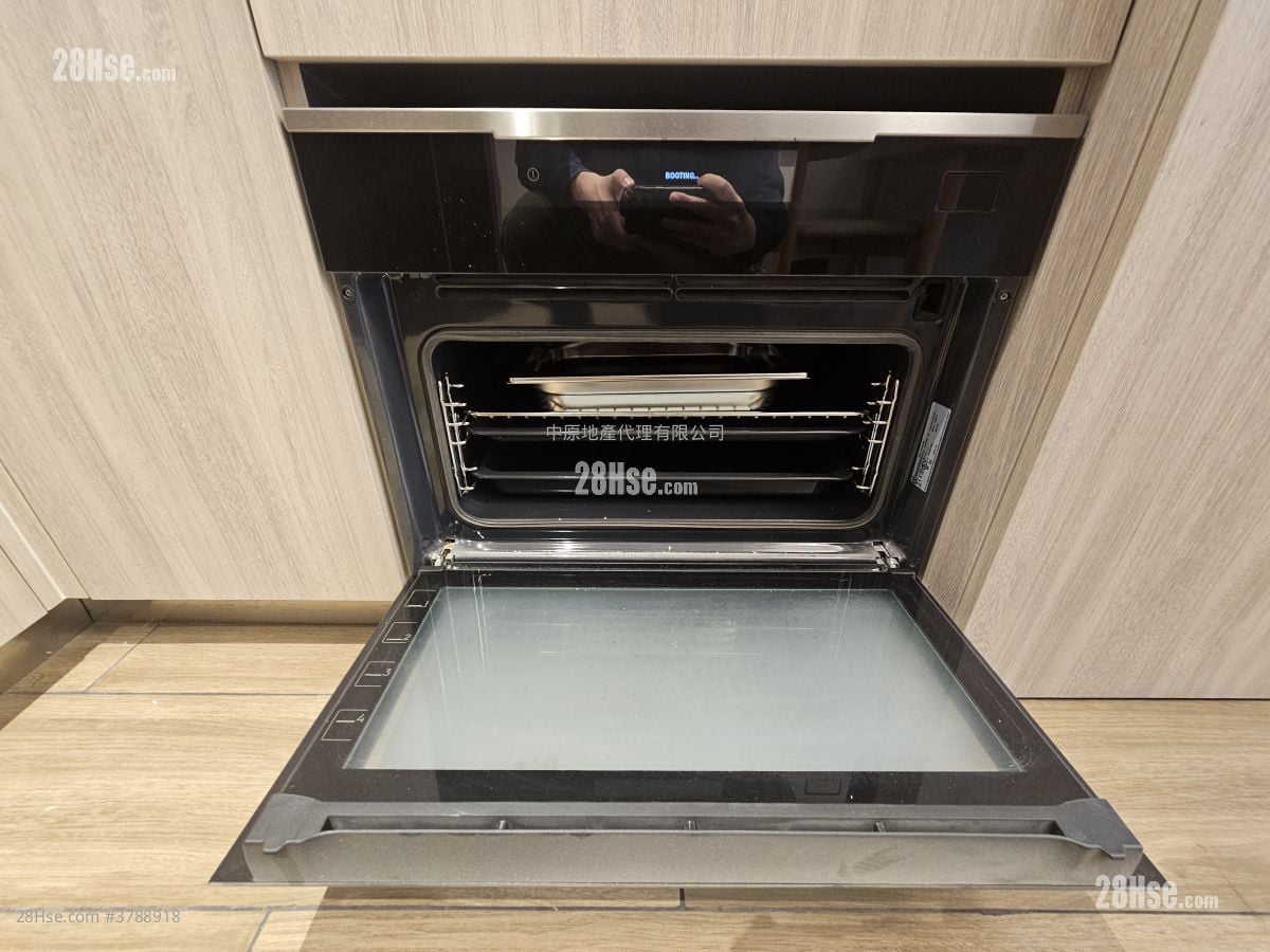 Bright Moon Rental 1 Bedroom , 1 Bathroom 304 ft²