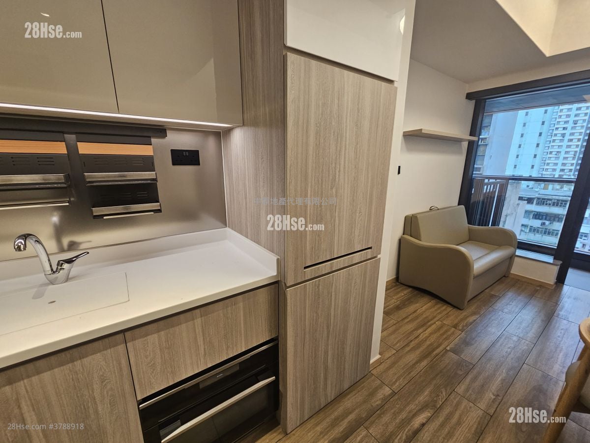 Bright Moon Rental 1 Bedroom , 1 Bathroom 304 ft²