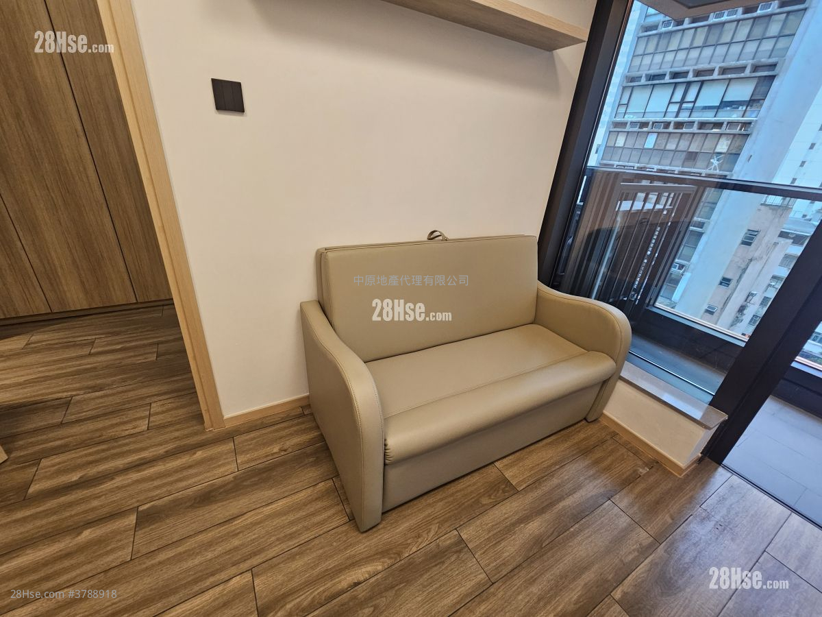 Bright Moon Rental 1 Bedroom , 1 Bathroom 304 ft²