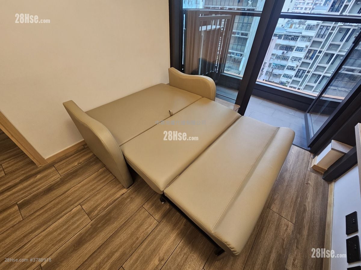 Bright Moon Rental 1 Bedroom , 1 Bathroom 304 ft²